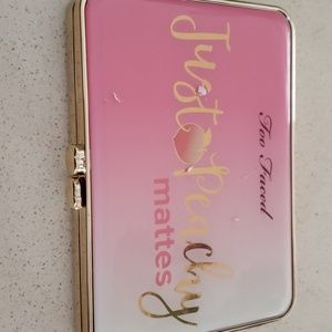 Too Faced Just Peachy matte palette